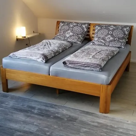 Kreuder ברגיש גלאדבך