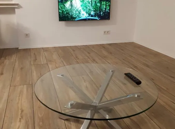 Kreuder Διαμέρισμα Μπέργκις Γκλάντμπαχ